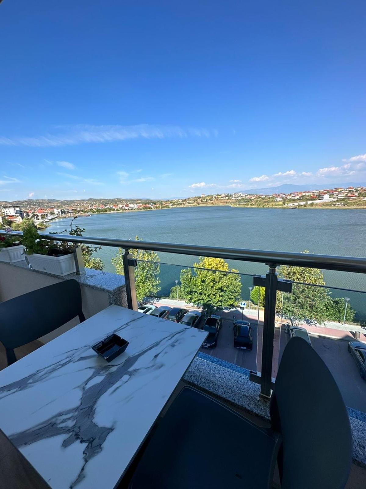 Hotel Ujvara Belsh 外观 照片