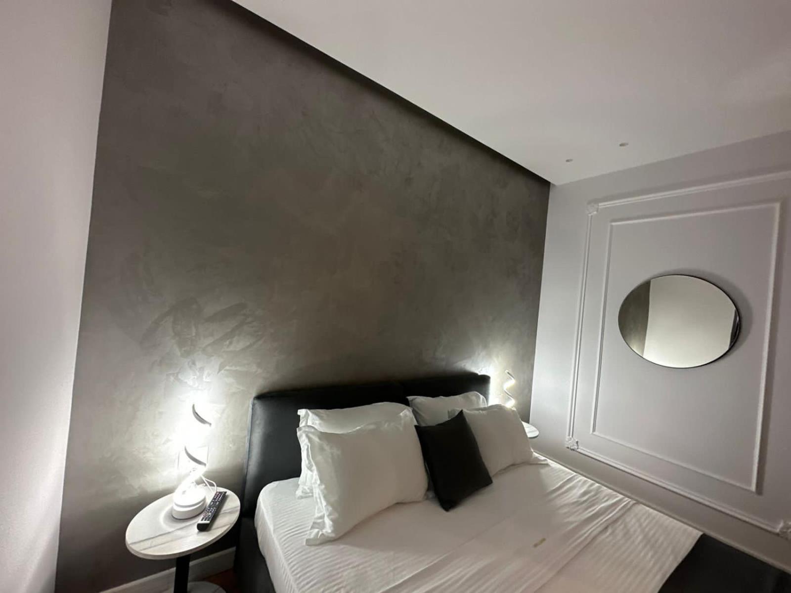 Hotel Ujvara Belsh 外观 照片